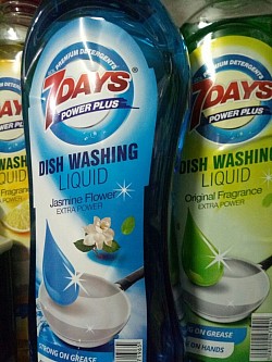Dish washing liquid of different extracts 750