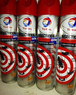 Fast lightning TOTAL insecticide with good fragrance